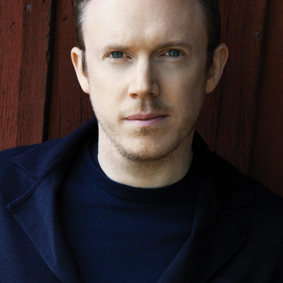 Daniel Harding conducts Holst’s “Planets”