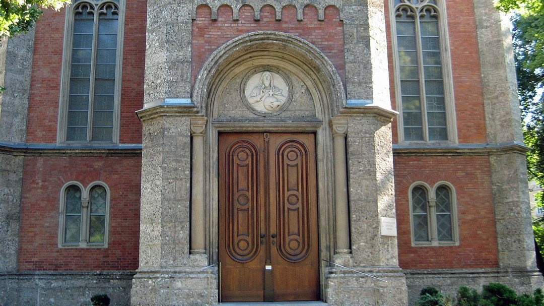 Host image